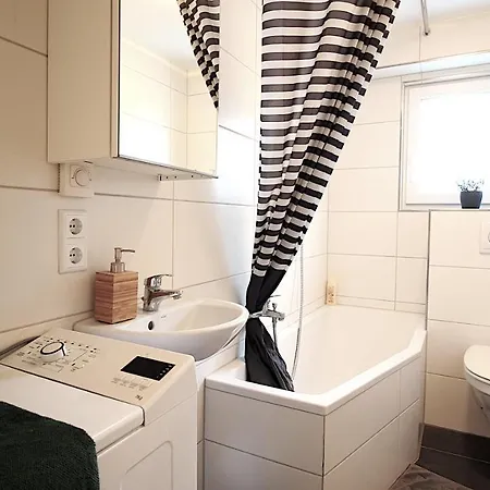 Charming & Cozy Retreat For 2 - Near Ringpark 뷔르츠부르크